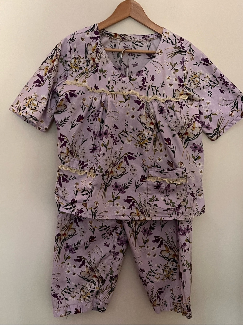 Vintage Handmade Cotton Floral Ruffle Pyjamas Violet Green S-L